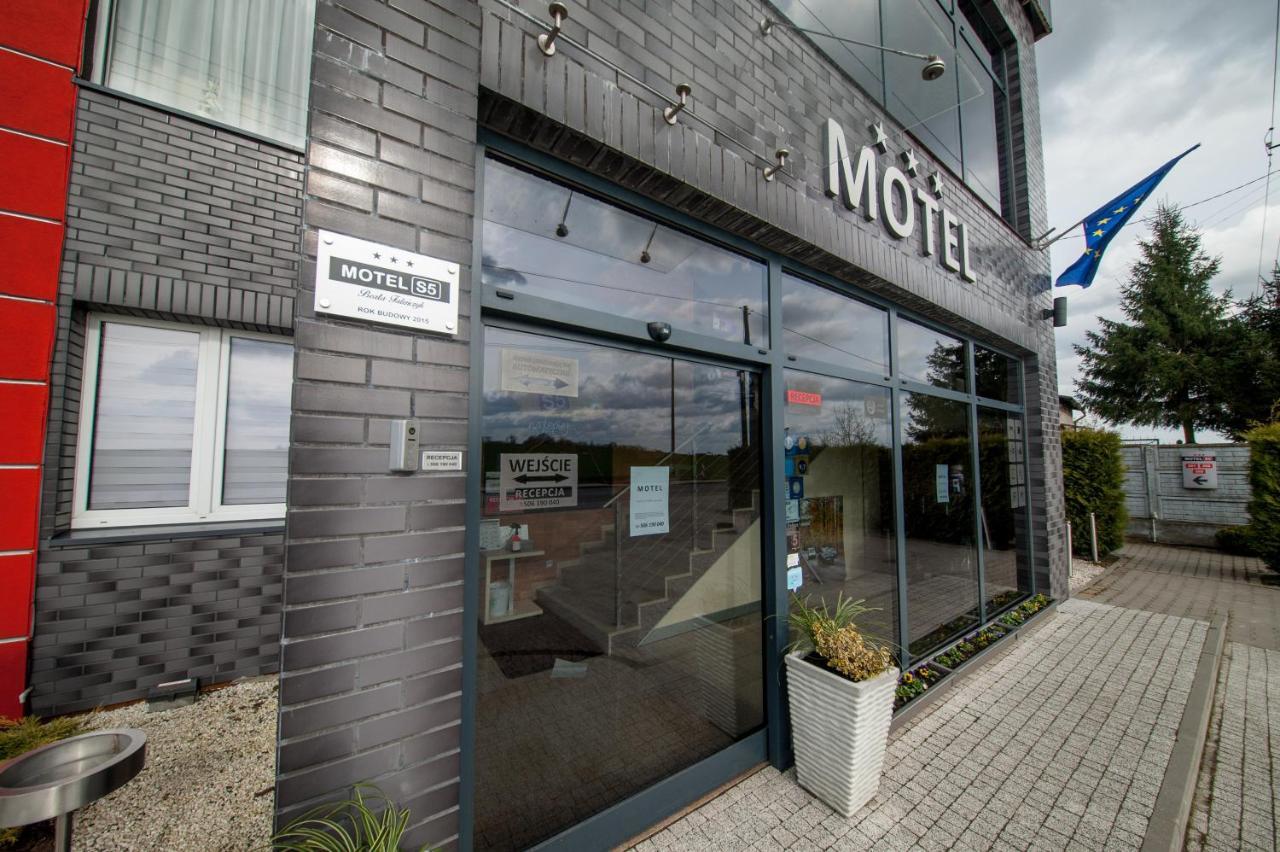 Motel S5 Zbrachlin Exterior photo